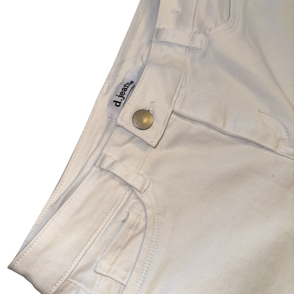 d. jeans Women's Crisp White Mid-rise Skinny Jeans - Picture 3 of 5